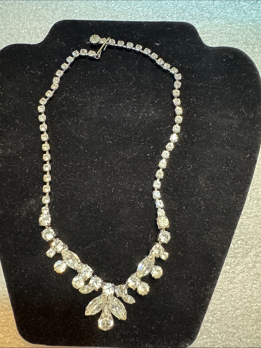 VINTAGE EISENBERG ICE NECKLACE